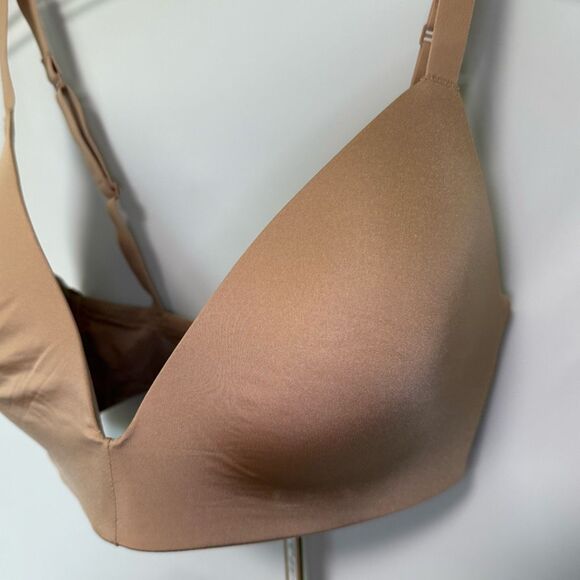 C42 Skims wireless form T-shirt bra color clay size 34DD NWT - Picture 4 of 11